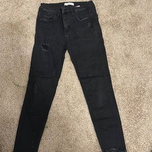 Black, distressed jeans flying monkey size 28 in women’s jeans.